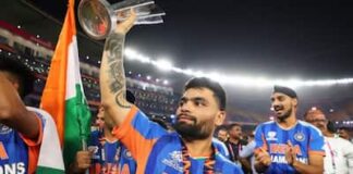 रिंकू सिंह की कमाई BCCI सैलरी, IPL और RSO पद से बढ़ी प्रतिष्ठा ? रिंकू सिंह की कमाई BCCI सैलरी, IPL और RSO पद से बढ़ी प्रतिष्ठा ?