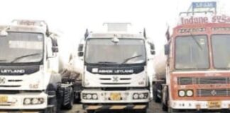 थाने में जब्त कैप्सूल टैंकरों से 53 हजार किलो एलपीजी गैस चोरी? शिकायत पर होगी जांच 3 माह से थाने में जब्त 6 टैंकरों को वाहन मालिक लेने पहुंचा तब हुआ खुलासा