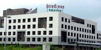 CG DEO News: ट्रांसफर न्यूजः छत्तीसगढ़ के 33 में से आधा से अधिक डीईओ बदलने जा रहे, खराब रिजल्ट की गिरेगी गाज, जानिये लिस्ट क्यों अटकी थी और किन जिलों के बदल रहे जिला शिक्षा अधिकारी?