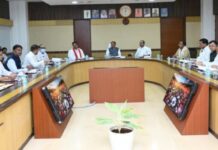 CG CABINET BREAKING : साय कैबिनेट की बैठक संपन्न, कर्मचारी चयन मंडल GAD के अधीन, सड़क निर्माण ठेकेदारों को मिली राहत, पढ़े सभी फैसले