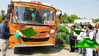 गंगा एक्सप्रेसवे पर शुरू हुई रोडवेज बस सेवा, अब 11 की जगह सिर्फ छह घंटे में पूरा होगा सफर