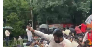 राहुल गांधी के पीएम आवास घेराव के विरोध में भाजपा का प्रदर्शन, कांग्रेस भवन के बाहर बढ़ाई गई सुरक्षा