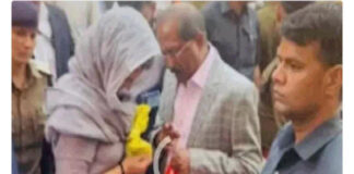 15 करोड़ की कथित कमीशनखोरी और मनी लॉन्ड्रिंग मामला: केके श्रीवास्तव 7 अगस्त तक ED रिमांड पर, 300 करोड़ के लेन-देन की जांच तेज