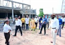 Jashpur News: दुलदुला और बंदरचुवा में बन रहे आधुनिक बस स्टैंड, कलेक्टर ने किया निरीक्षण