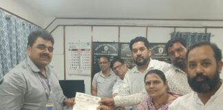 बरतुंगा सड़क समेत जनसमस्याओं को लेकर कांग्रेस प्रतिनिधिमंडल ने SECL महाप्रबंधक को सौंपा ज्ञापन