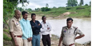 मुंगेली में ब्लैकमेलिंग का खौफनाक अंत: दोस्त की पत्नी से संबंध, वीडियो बनाकर धमकाता था युवक; पति-पत्नी ने गला घोंटकर की हत्या