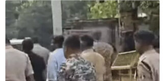 🚨 अंबिकापुर में IPS अधिकारी के बेटे से मारपीट, दो आरोपी गिरफ्तार; पुलिस ने शहर में निकाला जुलूस