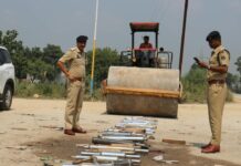 कांकेर में 75 से अधिक मॉडिफाइड साइलेंसर रोलर से नष्ट, पुलिस की सख्त कार्रवाई