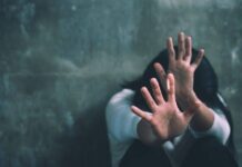 धमतरी: मगरलोड में नाबालिग बहन से दुष्कर्म का आरोप, मामला दर्ज; आरोपी की तलाश में जुटी पुलिस