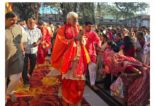 शारदीय नवरात्र की नवमी पर मां महामाया मंदिर में टीएस सिंहदेव ने की संधि पूजा, दो घंटे बंद रहे दर्शन