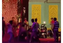 रायगढ़ में दुर्गा विसर्जन के दौरान दो पक्षों में मारपीट, वीडियो वायरल; दोनों पक्ष FIR दर्ज कराने पहुंचे